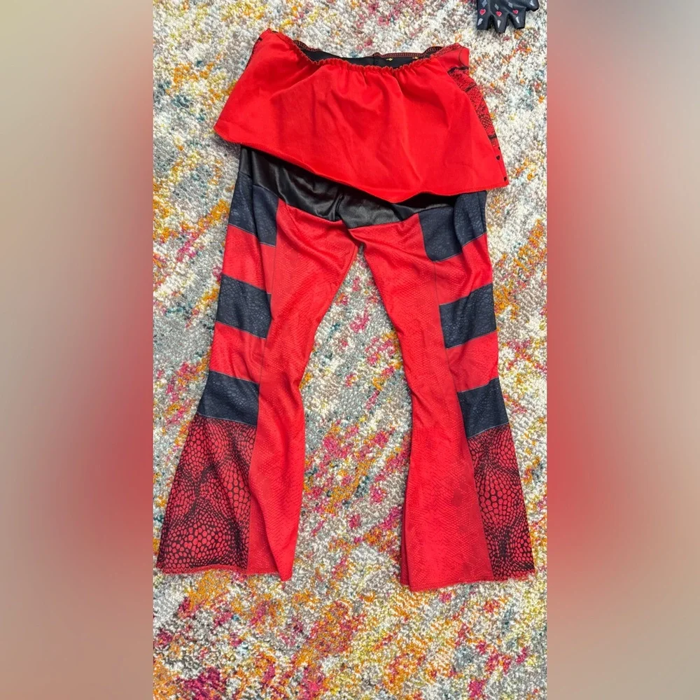 Disney Descendants Red Kids Costume with wig - Picture 5 of 16